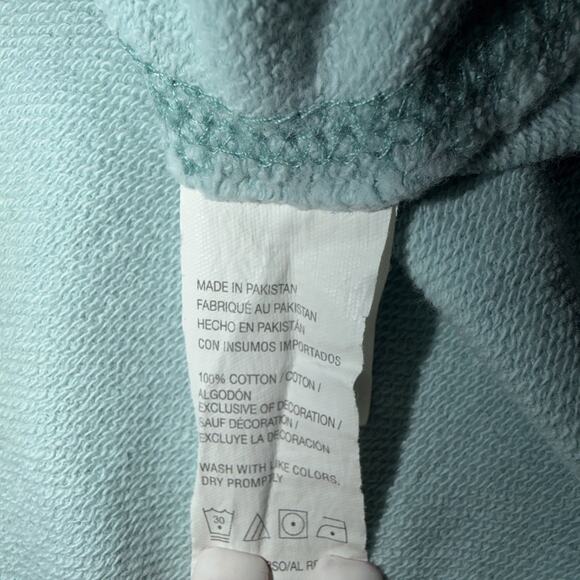 IZOD Saltwater Relaxed Classic Blue, Large - 100% COTTON SWEAT SHIRT - Picture 6 of 8